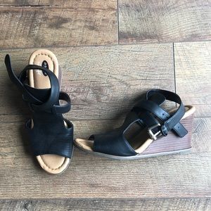 Dr. Scholl’s Wedges